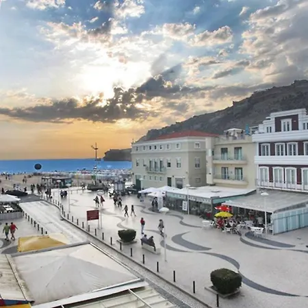 Casa A 50m Da Praia, Zona Da Apartamento Nazaré
